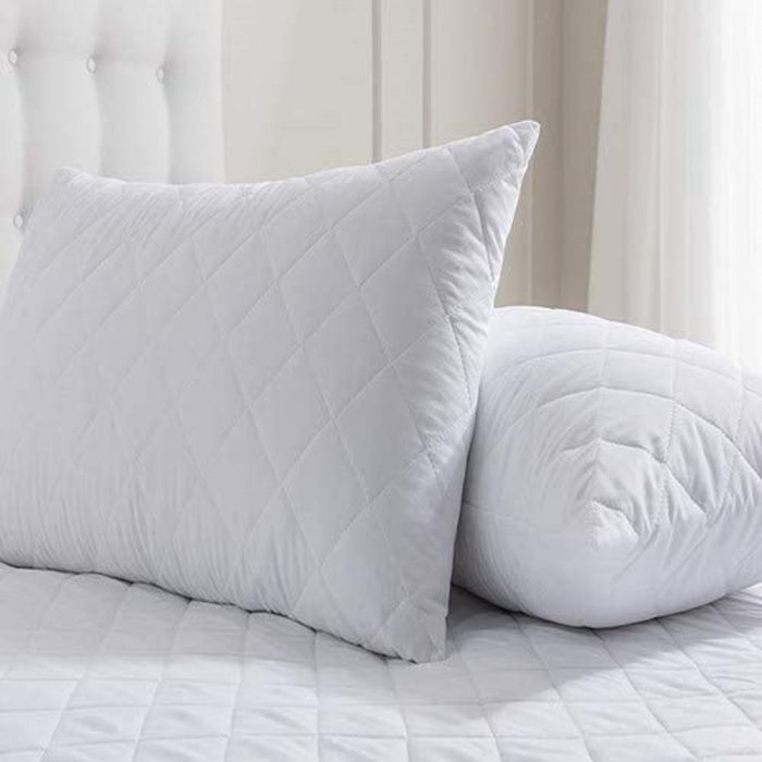 Single Silentnight Anti-Allergy Pillow Pack of 2 & Anti Allergy Mattress Protector Plus White White 