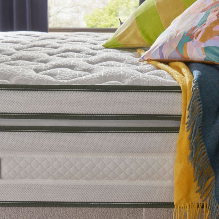 Silentnight Airmesh 3000 Box Top Mattress - Close Up