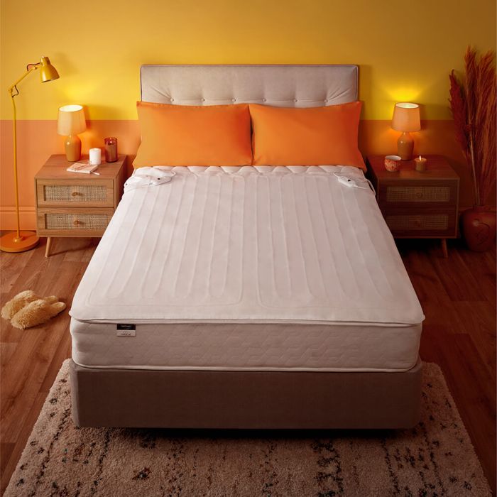 Silentnight Yours & Mine Dual Control Electric Blanket bed