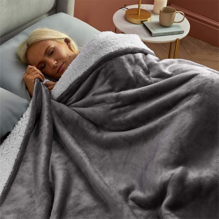 Silentnight Snugsie Giant Blanket sleep