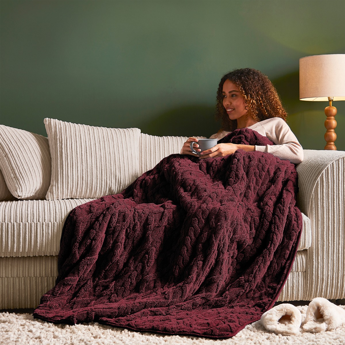 Image of Silentnight Luxury Super Cosy Heated Throw - Berry