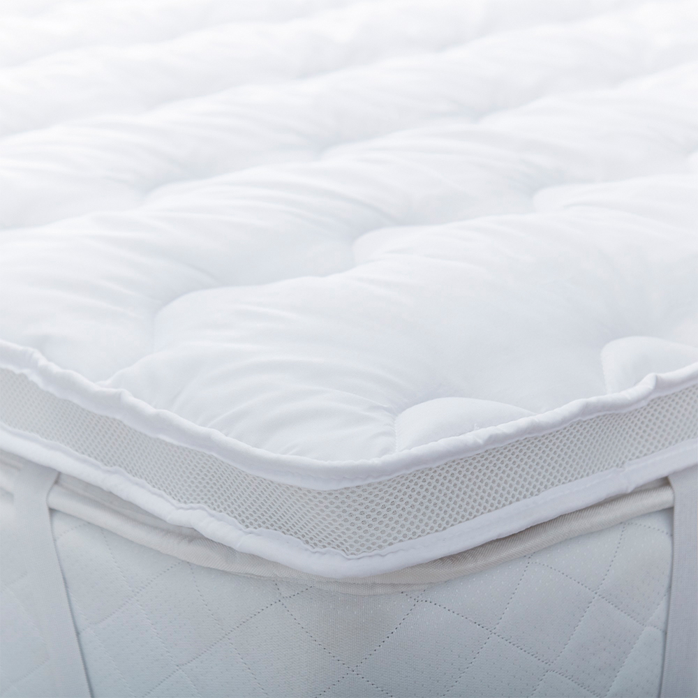 Silentnight Luxury Deep Sleep Mattress Topper