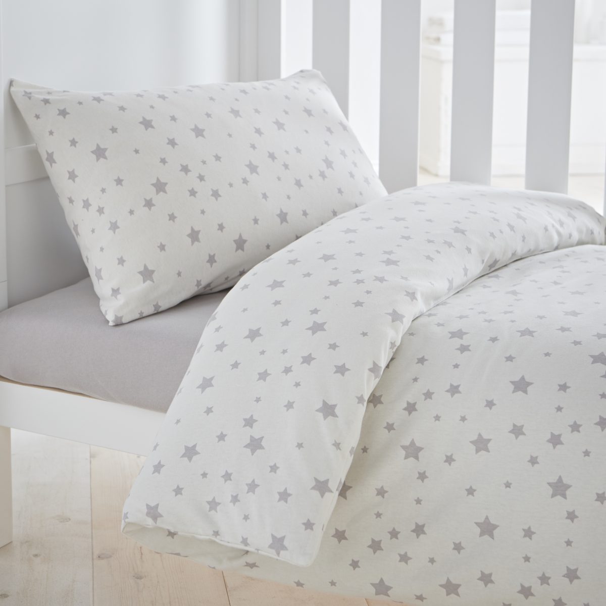 Silentnight Safe Nights Cot Bed Fitted Sheets Pack of 2 Grey Star 